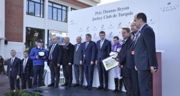 Fransa’da düzenlenen TJK Koşusu’nu Continuous kazandı