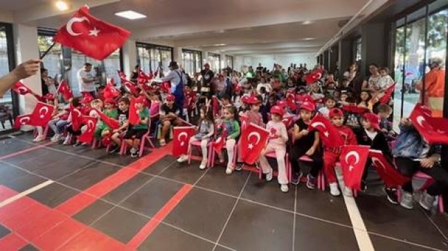 29 Ekim Cumhuriyet Bayramı hipodromlarda coşkuyla kutlandı