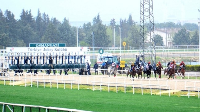 İlkbahar-Yaz sezonunun startı Bursa ve Şanlıurfa’da verildi